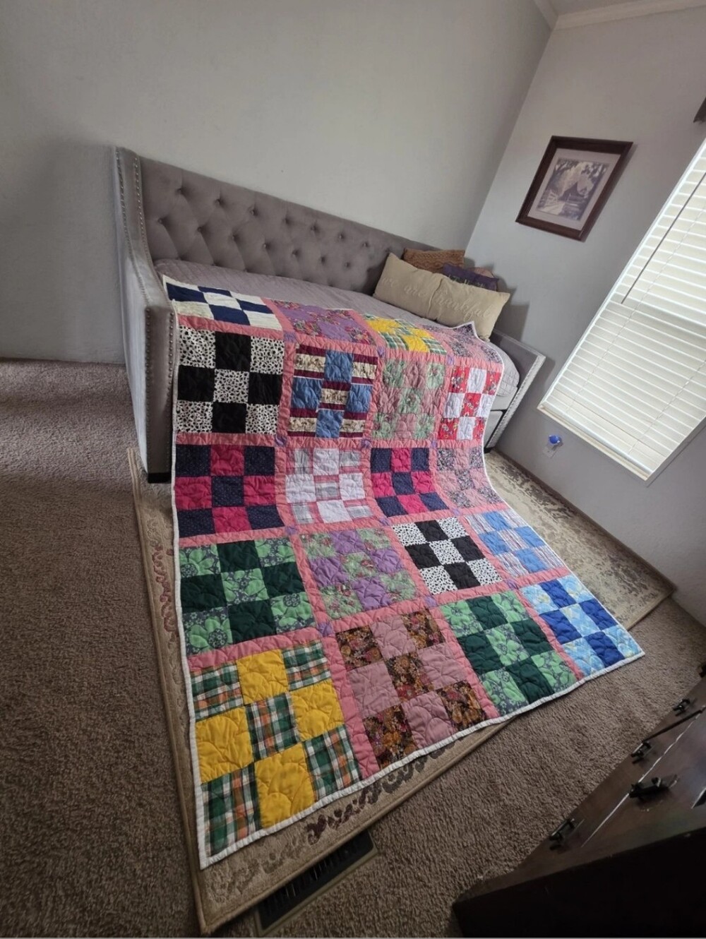 Handmade Quilt 72"×92"